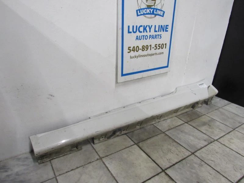 Moldagem de balancim esquerda BMW 645CI 04 05 SOMENTE RETIRADA - Imagem 2 de 4