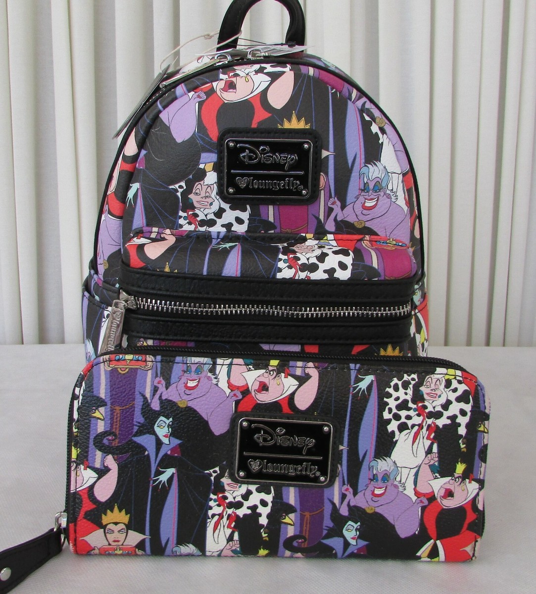 Disney Loungefly Villains Mini Backpack & Wallet OG HEART  display picture 3