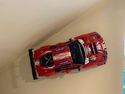 LEGO Technic Ferrari 488 GTE (42125) Horizontal Wall Mount / Horizontal Halterung