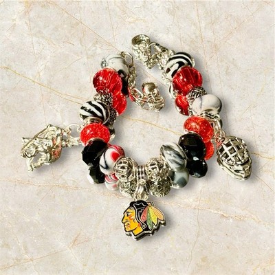 Chicago Blackhawks Beaded Charm Bracelet - NHL, Stanley Cup