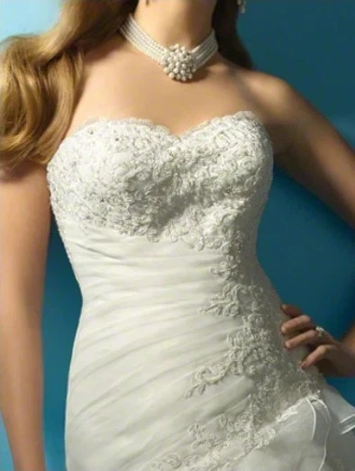 Alfred Angelo Size 18 Ivory Organza Sweetheart Bodice A-Line Skirt Style# 2123 - Image 3 of 4