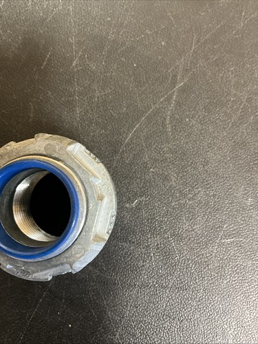 Thomas & Betts 1'' Grounding Hub TYPE 4 - Picture 3 of 4