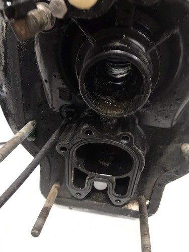 Mercury marine MerCruiser Alpha 1 Gen 2 out drive outdrive mount gimbal housing - Picture 10 of 16