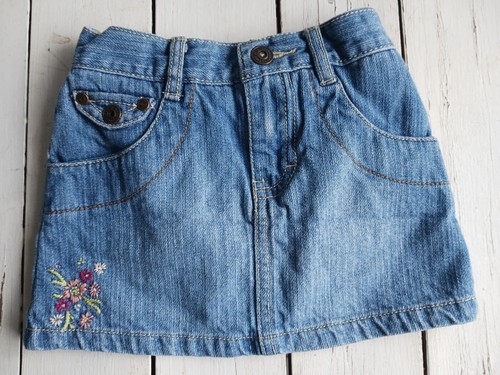 Genuine Kids OshKosh 18M Denim Skirt Embroidered Floral 100% Cotton Vintage Y2K