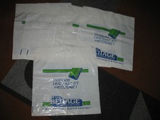 9 Plastiktüten