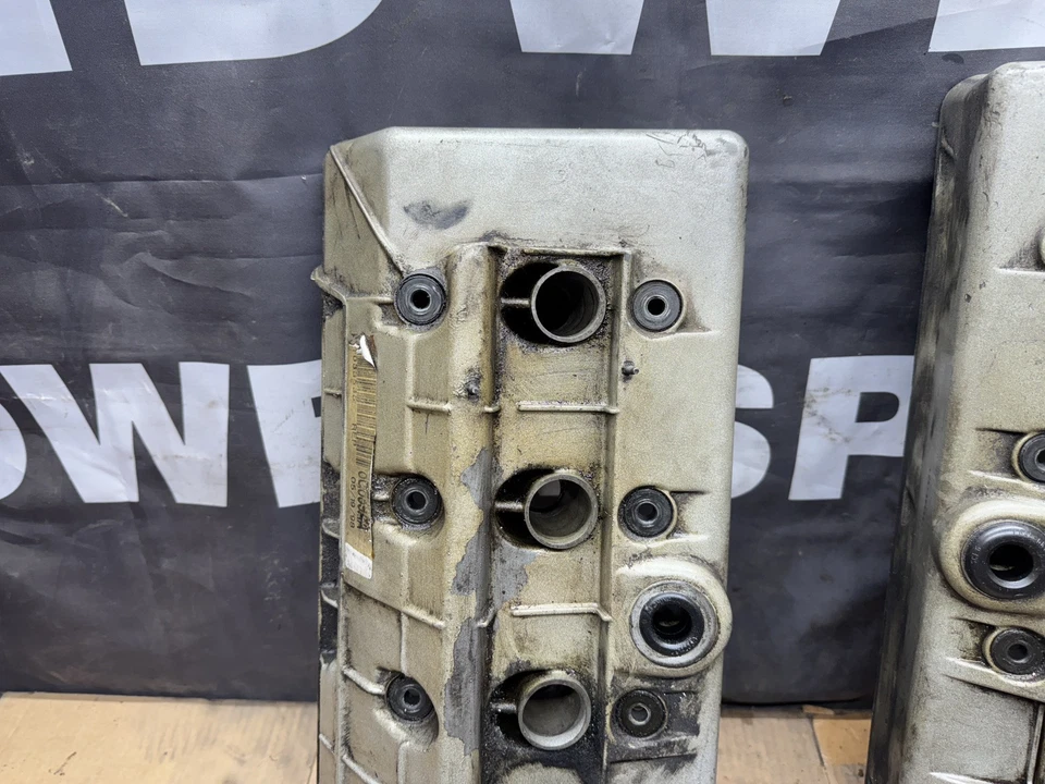 Ford Mustang SVT 1996-1998 Cobra cubiertas de válvula derecha izquierda par 234 Foto 4 de 4