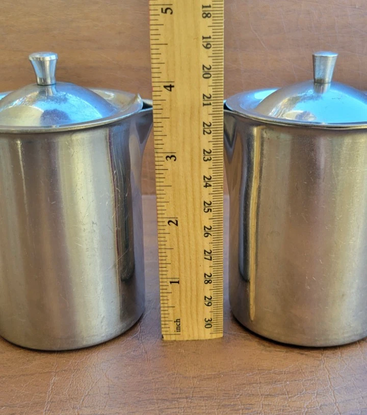 Dos tapas con bisagras crema de acero inoxidable vintage Bloomfield Industries EE. UU. 8 OZ Foto 2 de 4