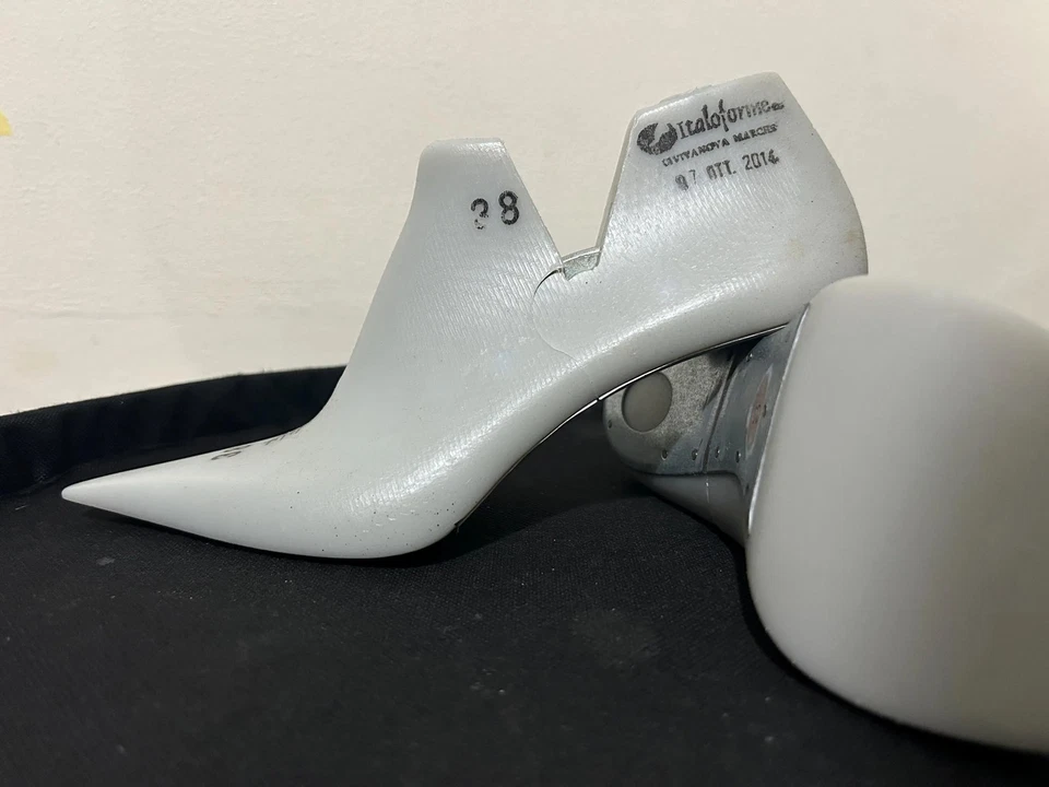 Shoe making ladies shoe last pointy toe 60mm size 38 - Image 2 of 4