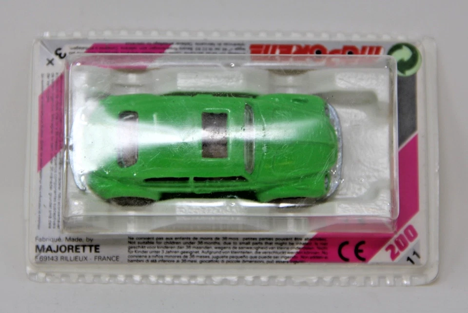 Majorette series 200 Volkswagen Bug Beetle Green New On Sealed Card Rare - Image 4 of 4