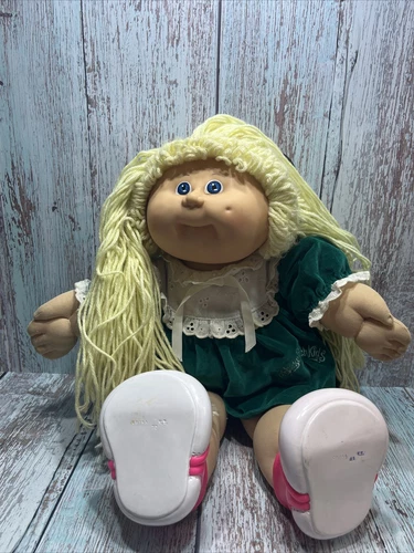 1978 Cabbage Patch Kids Blonde/Blue Eyes ,Green Velvet Dress, SIGNED