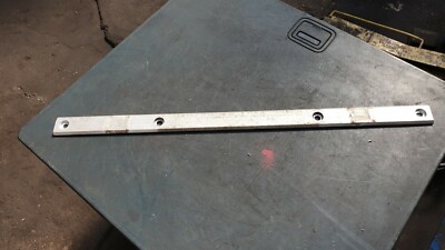 MERCEDES C300 W204 RWD AUSPUFF TUNNEL VERSTEIFUNG HALTER STREBE A2046190325