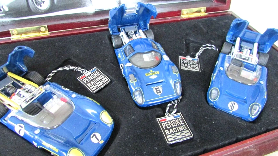  GMP Sunoco T 70 Lola Chevy 3 race car set Penske Racing Donohue gift box 1:43 - Image 2 of 4