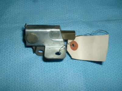 74 75 76 77 78 AMC MATADOR COUPE FRONT DOOR NOS LATCH REMOTE CONTROL # 3672436