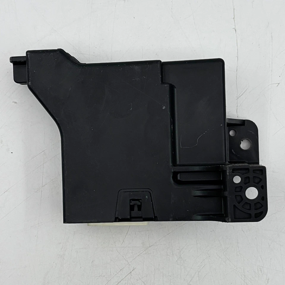 2006-2008 Toyota RAV4 AC Amplifier Climate Control Computer Module 88650-42180 - Image 2 of 4