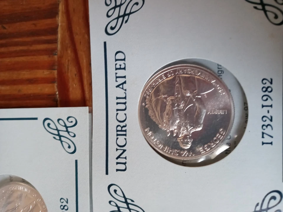 1732-1982 George Washington 90% Silver Proof & UNC Silver Half Dollar Coins, coa - Image 3 of 4