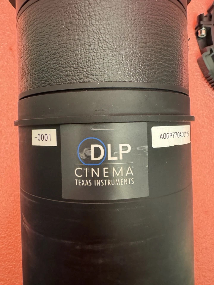 Konica Minolta pgBFL 116,5 мм DLP Cinema 2,5/60,8-102, мм 2,15-3,6:1 (1,95-3,26:1) - Изображение 2 из 4