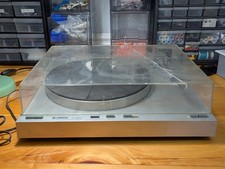 Yamaha P-550 Turntable Record Player For Parts Or Repair