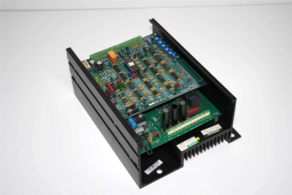 * POWERTEC C0.5.3R2CH00 BRUSHLESS DC MOTOR SPEED CONTROLLER 1/4-1/2 HP 5.4A - Image 2 of 3