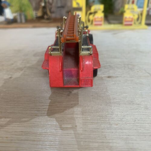 MATCHBOX MODELS OF YESTERYEAR #Y-6 ROLLS ROYCE FIRE TRUCK, (BOROUGH GREEN) Mint - Picture 7 of 9