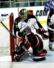 Pascal LeClaire Signed Columbus Blue Jackets 8x10 Photo