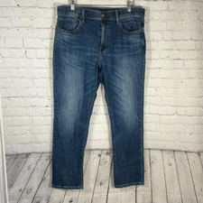 Lucky Brand Mens 223 Straight Jeans size W36 x L30 7M13618