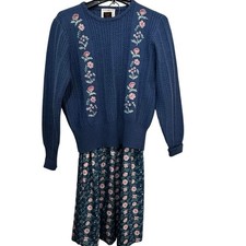 Vintage Susan Bristol Sweater Skirt Set Floral Embroidered Blue Size 10