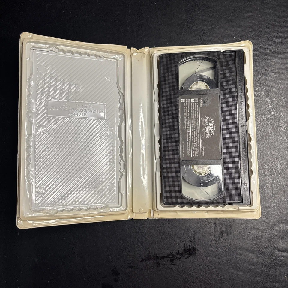 Disney Mickey's Magical Christmas Snowed In at the House of Mouse VHS Movie - Image 4 of 4