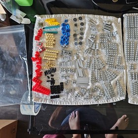LEGO Star Wars: Midi-Scale Millennium Falcon (7778)