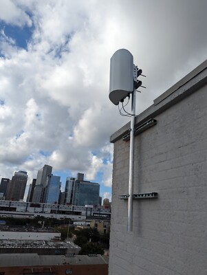 BLiNQ FW-300i CBRS Base Station - UNLOCKED