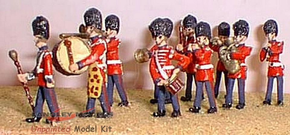 Marching Guards Band F109 UNPAINTED OO Scale Langley Models Kit People Figures - Image 4 of 4