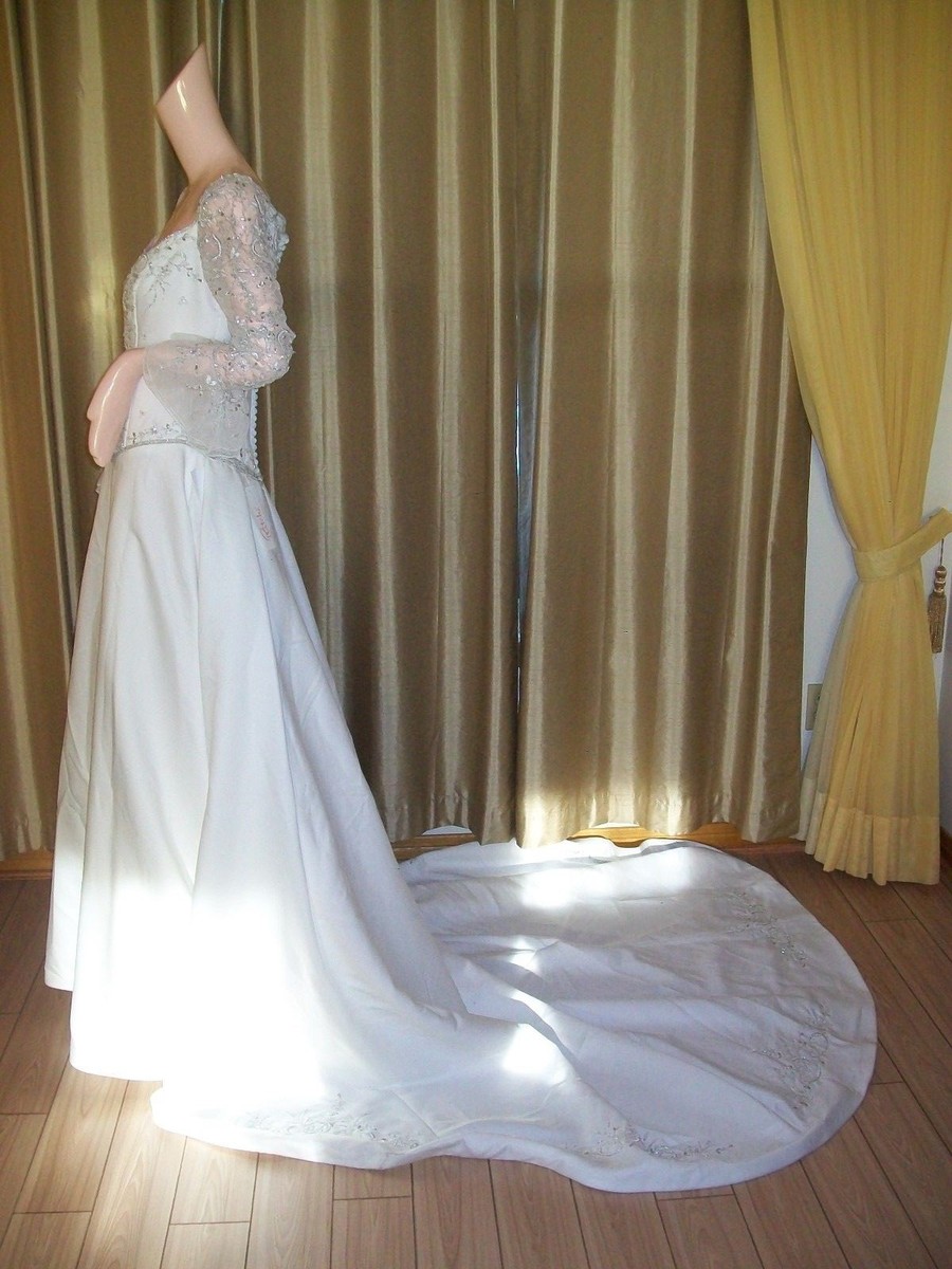 New Demetrios Wedding Gown Ivory A-line Lg Slve Emblish sz 12 Tg