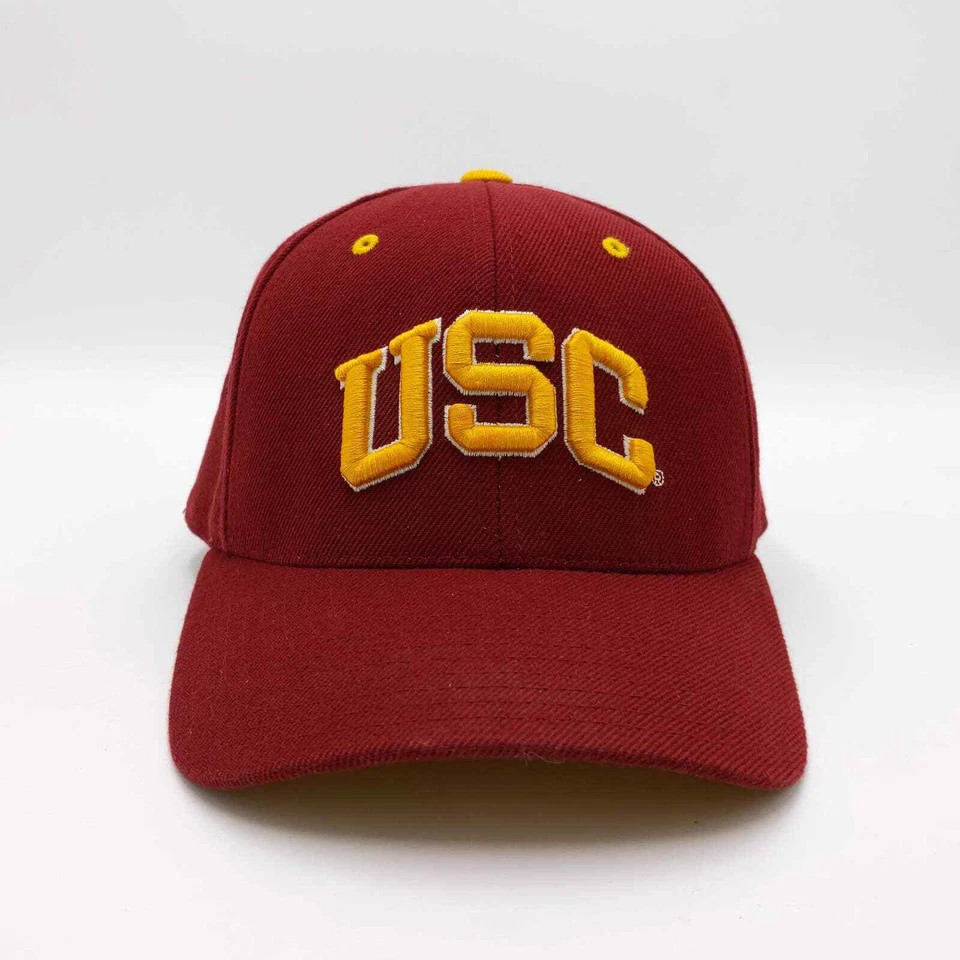 De colección USC Trojans Lana Ajustada Sombrero NCAA Universidad Colegio Deporte Gorra Roja 7 1/8 Foto 2 de 4