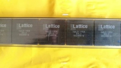 1pcs  LATTICE   ispLSI1024-60LJI  IC CPLD 64MC 20NS 68PLCC .NEW