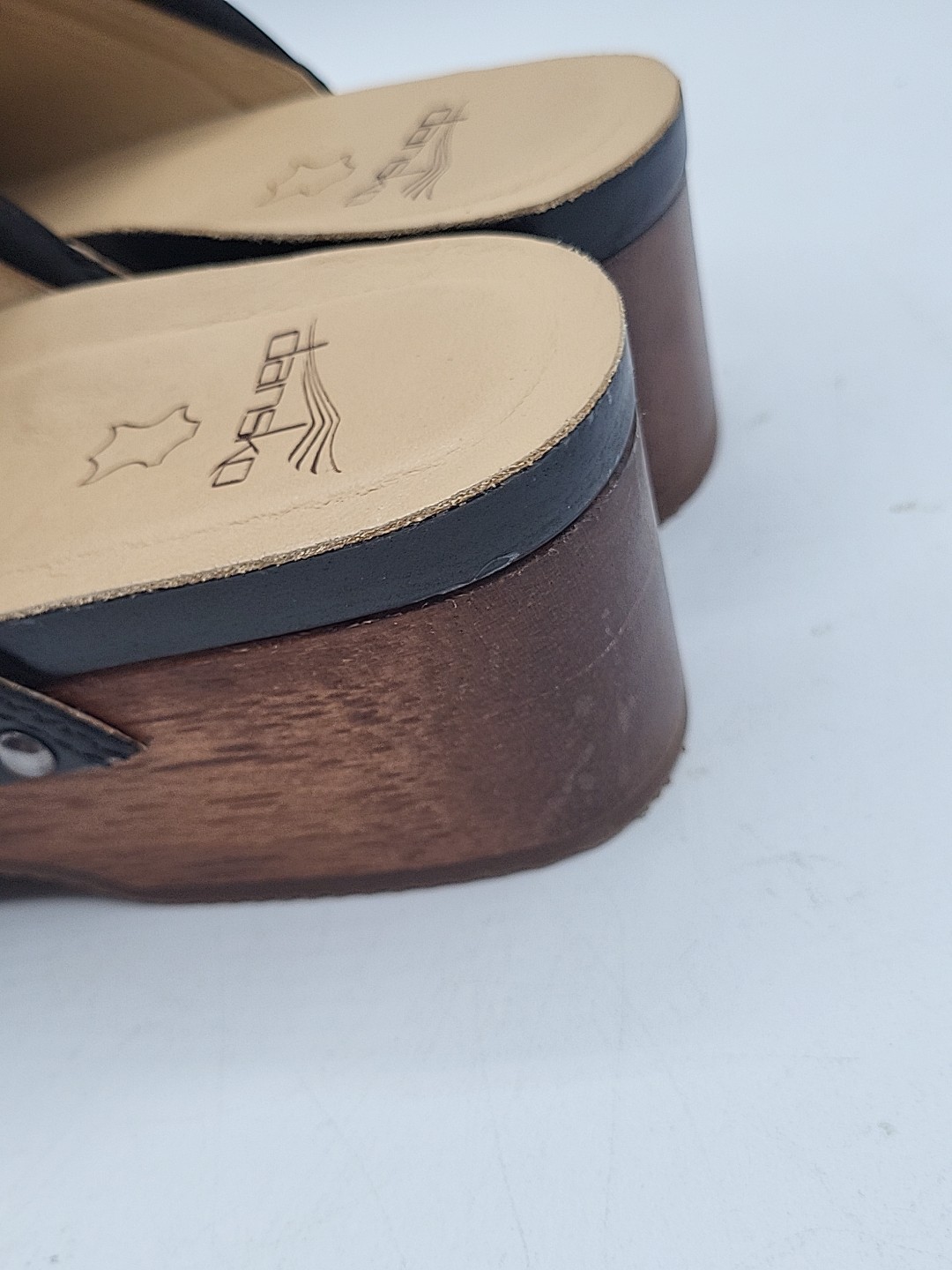 Woman's Clogs Dansko Andie Black Leather Walnut Base NWOT Suede Trim Chef Nurse image 9