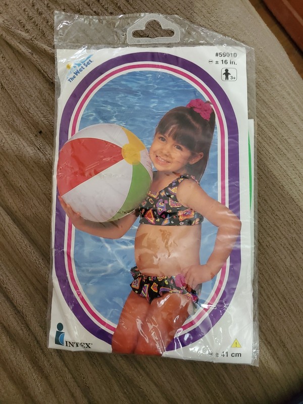 VINTAGE 1996 Intex 16" Beach Ball #59010 The Wet Set - Old Stock RARE
