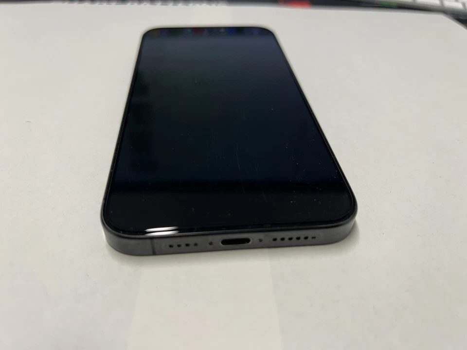 Apple iPhone 15 Pro Max , 512GB, Black Titanium , Mit Original Verpackung, Top - Bild 2 von 4