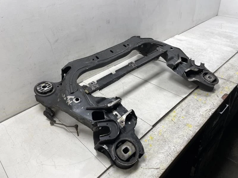 2004 2006 AUDI A8L 4.2 QUATTRO FRONT CROSSMEMBER SUBFRAME OEM+ - Image 2 of 4