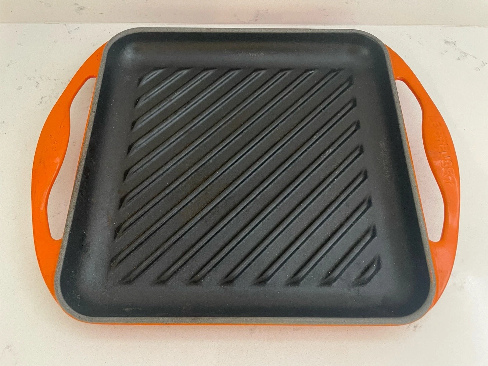 Le Creuset Griddle Skillet Frying Plate Tray 24 Cast Iron Orange Volcanic Square