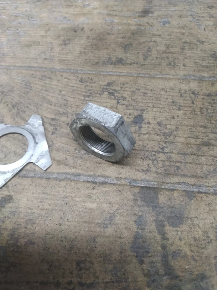 Harley-Davidson Electra Glide Ultra Classic Upper Triple Tree Nut BR-696 2008 Foto 4 de 4