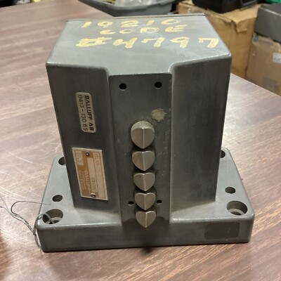 Balluff BNS 519-D5-D12-100-11 Limit Switch DIN 43697
