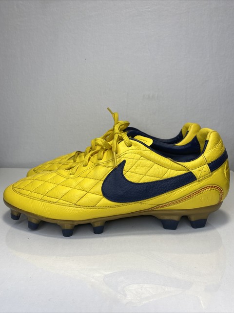 r10 cleats