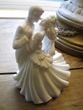 BRIDE GROOM FIRST ROMANTIC DANCE WILTON BIANCA WEDDING CAKE TOPPER