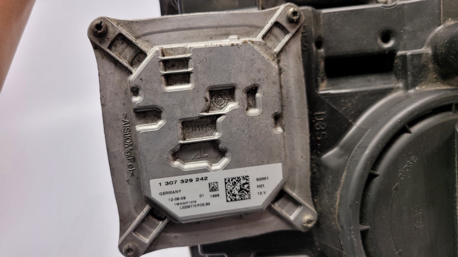 2010 Land Rover L322 Headlight Left Side Factory OEM for sale  