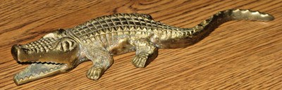 VINTAGE SOLID BRASS ALLIGATOR REPTILE 7 INCH LONG FIGURE