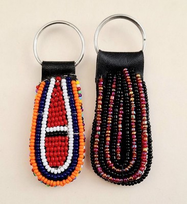 2 x Schlüsselanhänger. Schlüsselhalter. Masai Perlen HARIASTEMPEL Handarbeit. Kenia Afrika .