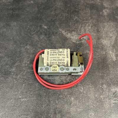 Klockner Moeller U-PK(ZM)0 Unterspannungsauslöser 240V - Nagelneu Originalware