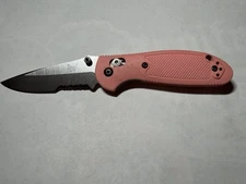 Benchmade Pink Griptillian 555 Pocketknife
