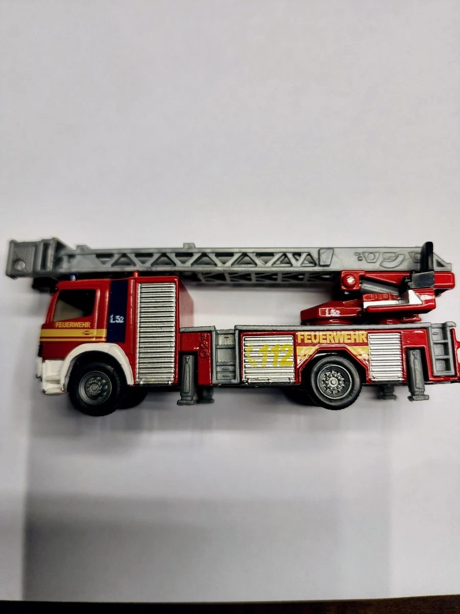 Busch 49927 - Voiture Chicago Fire Department 1/87 HO - Coffret Pompiers EDL