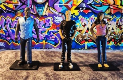 Fast and Furious  Figure Racing Champion Vi Brian Mia Roman Retired Paul Walker