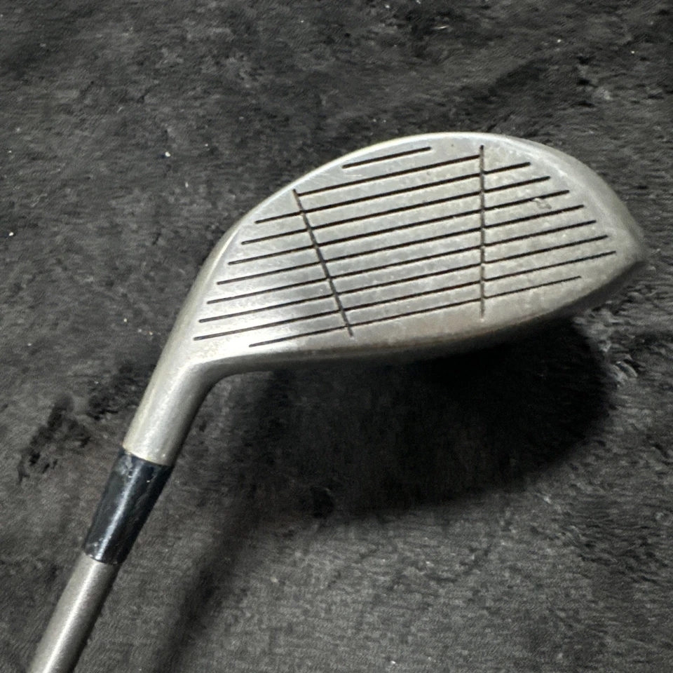 XPC  XL 2000 1-Wood RH 10.5 Degree Loft Golfsmith Graphite Shaft Stiff Flex ~43" - Image 2 of 4